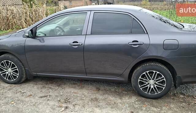 Серый Тойота Королла, объемом двигателя 1.4 л и пробегом 202 тыс. км за 7700 $, фото 4 на Automoto.ua