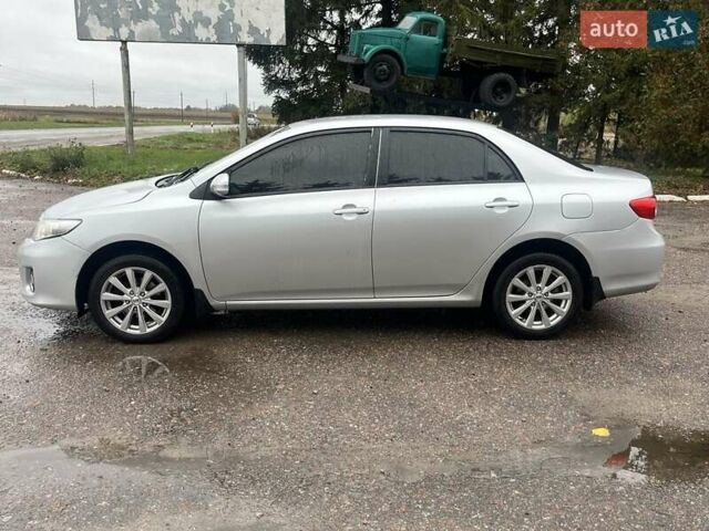 Серый Тойота Королла, объемом двигателя 1.3 л и пробегом 135 тыс. км за 7000 $, фото 1 на Automoto.ua