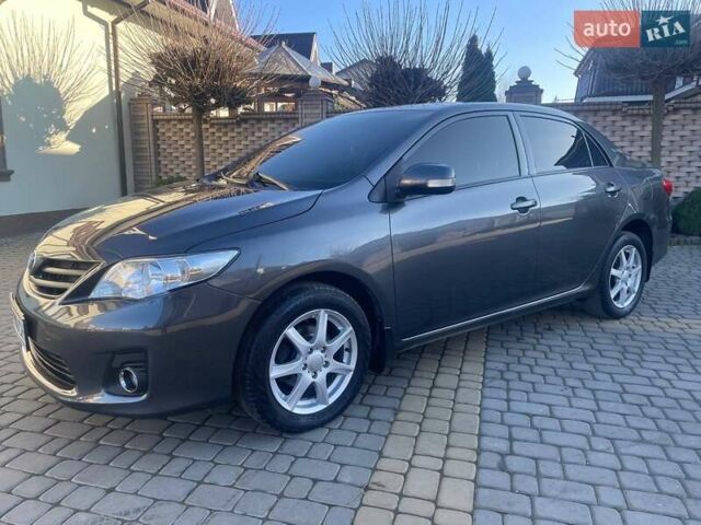 Сірий Тойота Королла, об'ємом двигуна 1.6 л та пробігом 180 тис. км за 10299 $, фото 3 на Automoto.ua