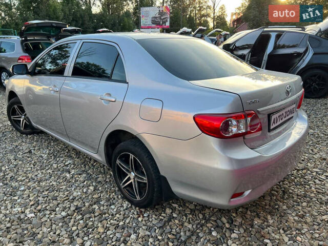 Серый Тойота Королла, объемом двигателя 1.3 л и пробегом 200 тыс. км за 6299 $, фото 10 на Automoto.ua