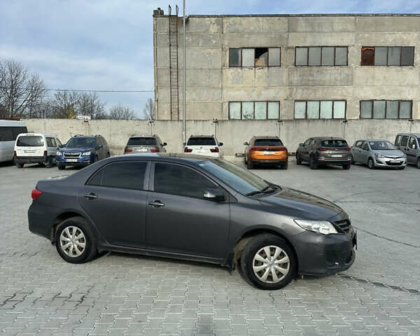 Серый Тойота Королла, объемом двигателя 1.34 л и пробегом 290 тыс. км за 5350 $, фото 4 на Automoto.ua