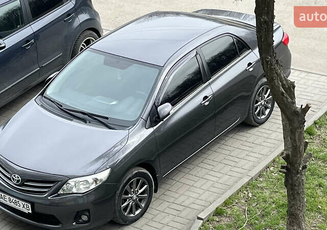 Сірий Тойота Королла, об'ємом двигуна 1.6 л та пробігом 240 тис. км за 9200 $, фото 47 на Automoto.ua