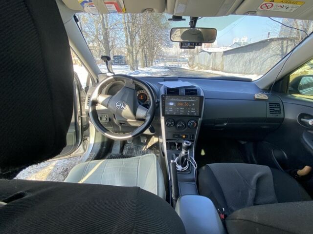 Серый Тойота Королла, объемом двигателя 1.6 л и пробегом 199 тыс. км за 8200 $, фото 5 на Automoto.ua