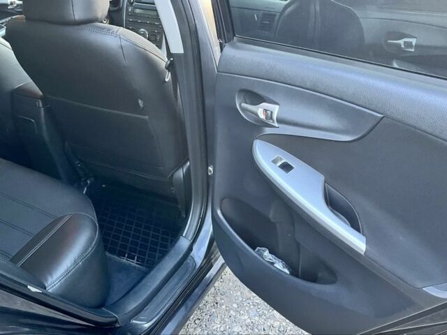 Серый Тойота Королла, объемом двигателя 1.6 л и пробегом 240 тыс. км за 9200 $, фото 9 на Automoto.ua