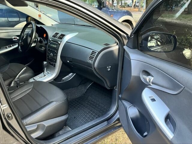 Серый Тойота Королла, объемом двигателя 1.6 л и пробегом 240 тыс. км за 9200 $, фото 8 на Automoto.ua