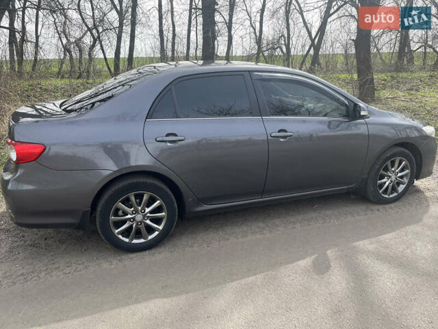 Сірий Тойота Королла, об'ємом двигуна 1.6 л та пробігом 240 тис. км за 9200 $, фото 43 на Automoto.ua