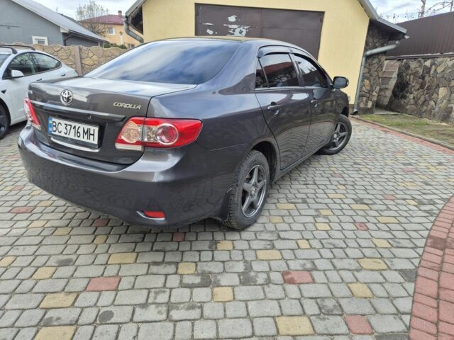 Серый Тойота Королла, объемом двигателя 1.3 л и пробегом 196 тыс. км за 7000 $, фото 5 на Automoto.ua