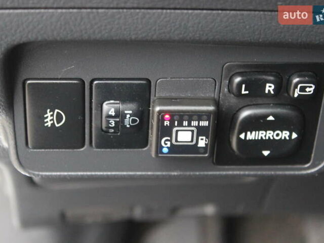 Серый Тойота Королла, объемом двигателя 1.33 л и пробегом 182 тыс. км за 7799 $, фото 25 на Automoto.ua