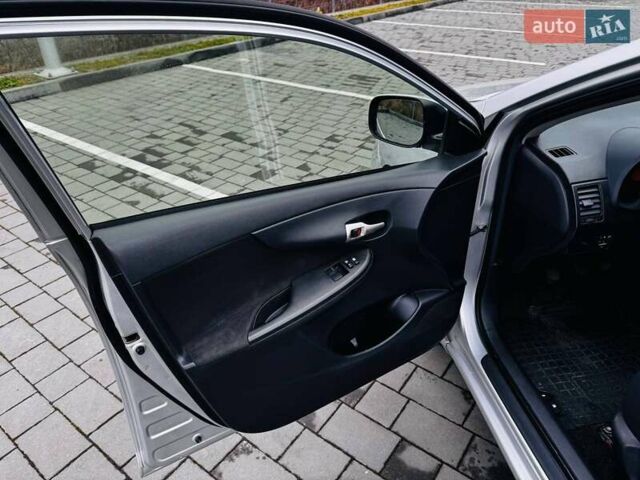 Серый Тойота Королла, объемом двигателя 1.33 л и пробегом 270 тыс. км за 5300 $, фото 22 на Automoto.ua