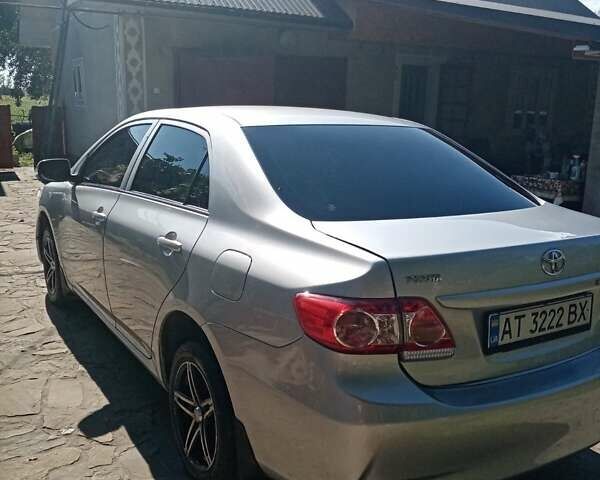 Сірий Тойота Королла, об'ємом двигуна 1.33 л та пробігом 220 тис. км за 7300 $, фото 9 на Automoto.ua