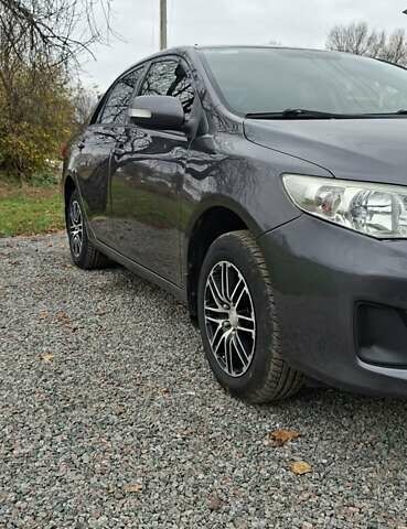 Серый Тойота Королла, объемом двигателя 1.4 л и пробегом 202 тыс. км за 7700 $, фото 14 на Automoto.ua