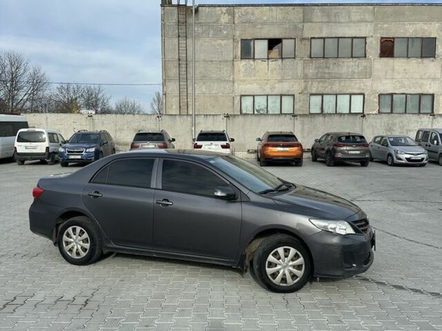 Сірий Тойота Королла, об'ємом двигуна 1.33 л та пробігом 290 тис. км за 5350 $, фото 4 на Automoto.ua