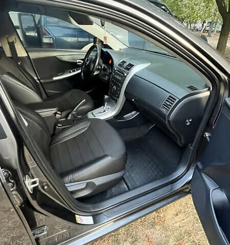 Сірий Тойота Королла, об'ємом двигуна 1.6 л та пробігом 240 тис. км за 9200 $, фото 24 на Automoto.ua