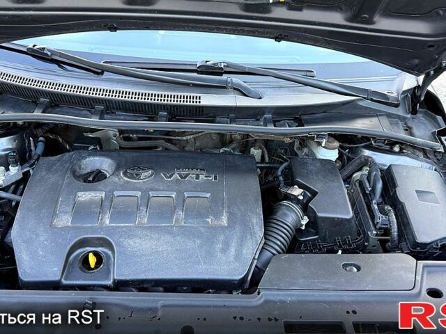 Серый Тойота Королла, объемом двигателя 1.6 л и пробегом 93 тыс. км за 9500 $, фото 6 на Automoto.ua