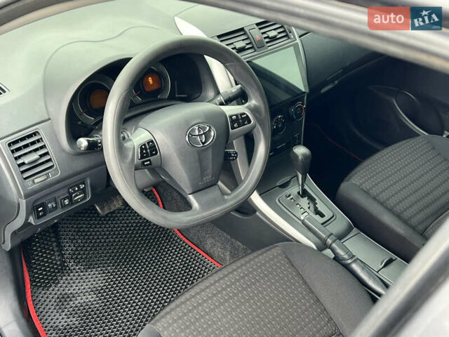 Серый Тойота Королла, объемом двигателя 1.6 л и пробегом 179 тыс. км за 8999 $, фото 11 на Automoto.ua
