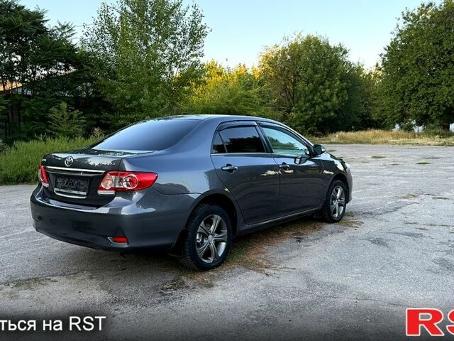 Серый Тойота Королла, объемом двигателя 1.6 л и пробегом 93 тыс. км за 9500 $, фото 2 на Automoto.ua