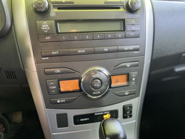 Серый Тойота Королла, объемом двигателя 1.6 л и пробегом 240 тыс. км за 9200 $, фото 20 на Automoto.ua