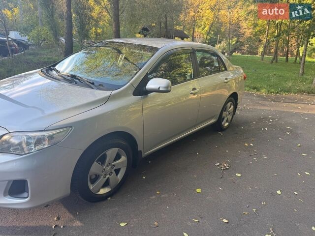 Серый Тойота Королла, объемом двигателя 1.33 л и пробегом 17 тыс. км за 14500 $, фото 1 на Automoto.ua