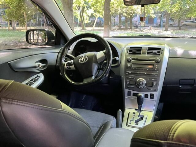 Серый Тойота Королла, объемом двигателя 1.6 л и пробегом 240 тыс. км за 9200 $, фото 22 на Automoto.ua