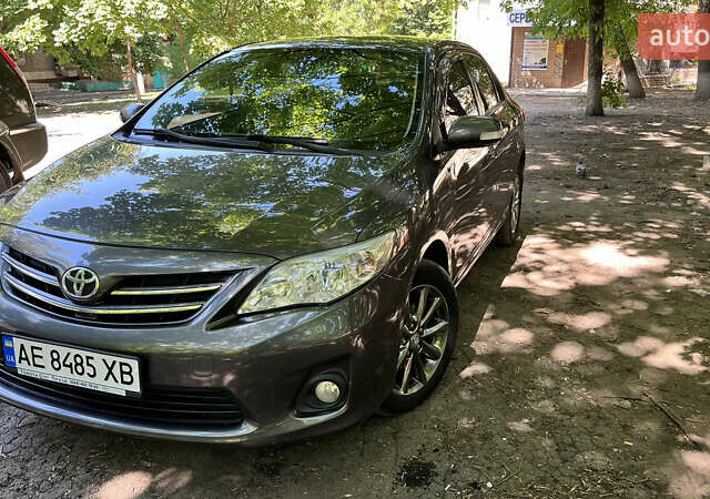 Сірий Тойота Королла, об'ємом двигуна 1.6 л та пробігом 240 тис. км за 9200 $, фото 54 на Automoto.ua