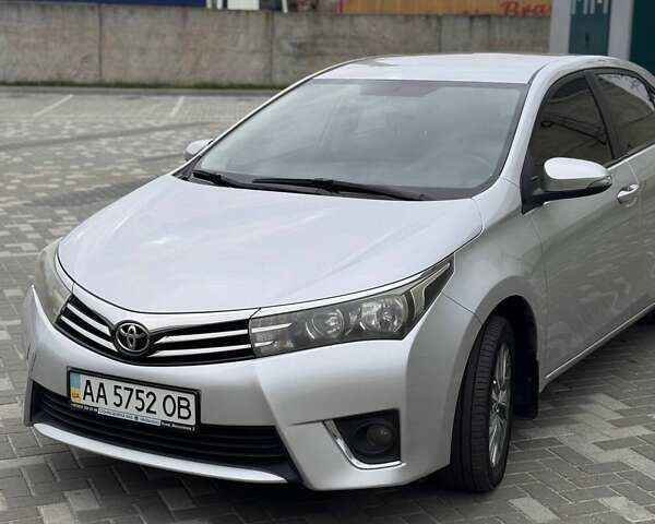 Серый Тойота Королла, объемом двигателя 1.33 л и пробегом 180 тыс. км за 9900 $, фото 1 на Automoto.ua