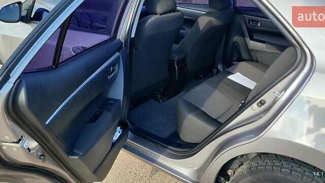 Серый Тойота Королла, объемом двигателя 1.33 л и пробегом 78 тыс. км за 10500 $, фото 14 на Automoto.ua