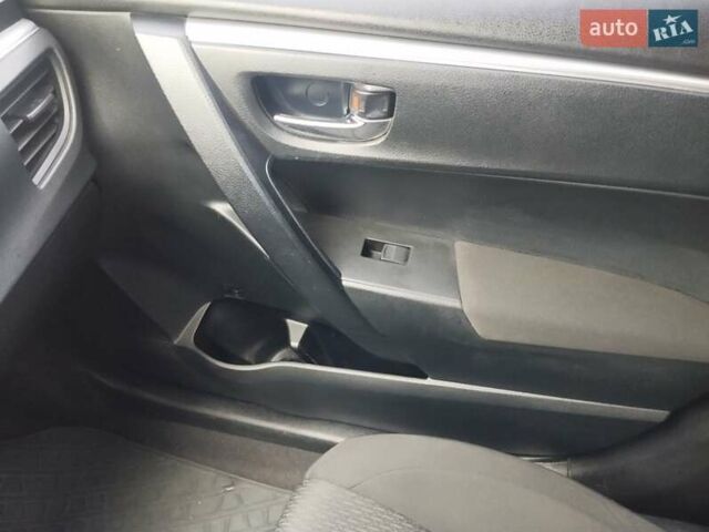 Сірий Тойота Королла, об'ємом двигуна 1.6 л та пробігом 260 тис. км за 7390 $, фото 27 на Automoto.ua