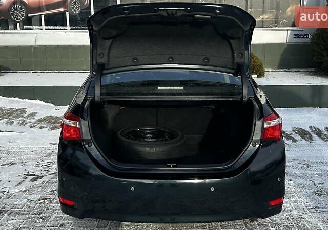 Серый Тойота Королла, объемом двигателя 1.33 л и пробегом 73 тыс. км за 11452 $, фото 6 на Automoto.ua