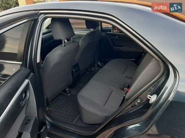 Сірий Тойота Королла, об'ємом двигуна 1.6 л та пробігом 137 тис. км за 10900 $, фото 15 на Automoto.ua