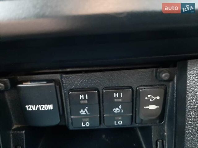 Сірий Тойота Королла, об'ємом двигуна 1.6 л та пробігом 137 тис. км за 10900 $, фото 10 на Automoto.ua