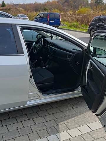 Серый Тойота Королла, объемом двигателя 1.3 л и пробегом 260 тыс. км за 9500 $, фото 1 на Automoto.ua