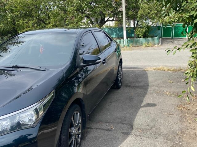 Серый Тойота Королла, объемом двигателя 1.6 л и пробегом 110 тыс. км за 12500 $, фото 2 на Automoto.ua