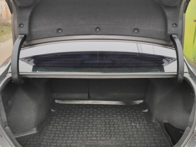 Серый Тойота Королла, объемом двигателя 1.3 л и пробегом 172 тыс. км за 9900 $, фото 19 на Automoto.ua