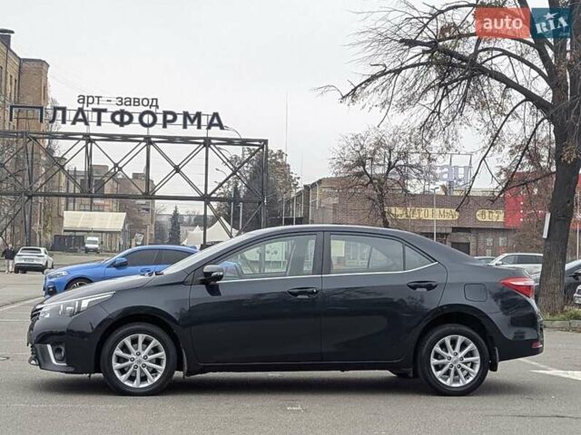 Серый Тойота Королла, объемом двигателя 1.6 л и пробегом 142 тыс. км за 12000 $, фото 2 на Automoto.ua