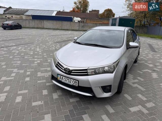 Серый Тойота Королла, объемом двигателя 1.33 л и пробегом 180 тыс. км за 9900 $, фото 4 на Automoto.ua