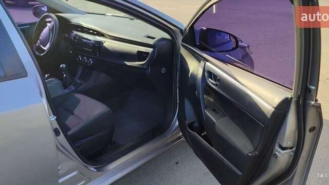 Серый Тойота Королла, объемом двигателя 1.33 л и пробегом 78 тыс. км за 10500 $, фото 8 на Automoto.ua