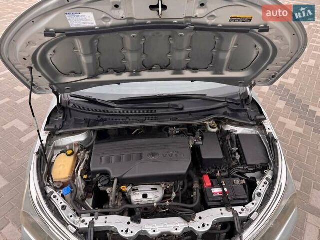 Серый Тойота Королла, объемом двигателя 1.33 л и пробегом 180 тыс. км за 9900 $, фото 12 на Automoto.ua