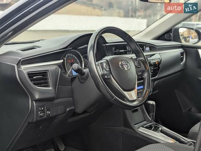 Серый Тойота Королла, объемом двигателя 1.6 л и пробегом 142 тыс. км за 12000 $, фото 11 на Automoto.ua