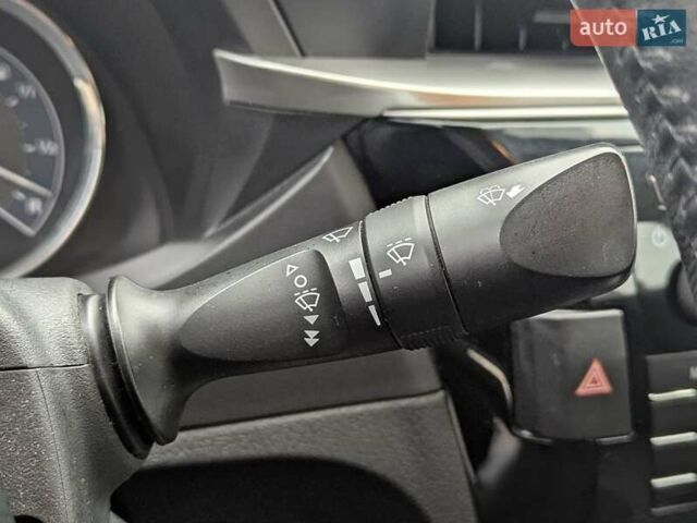 Серый Тойота Королла, объемом двигателя 1.6 л и пробегом 142 тыс. км за 12000 $, фото 29 на Automoto.ua