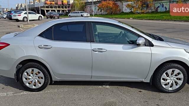 Серый Тойота Королла, объемом двигателя 1.3 л и пробегом 260 тыс. км за 9500 $, фото 7 на Automoto.ua