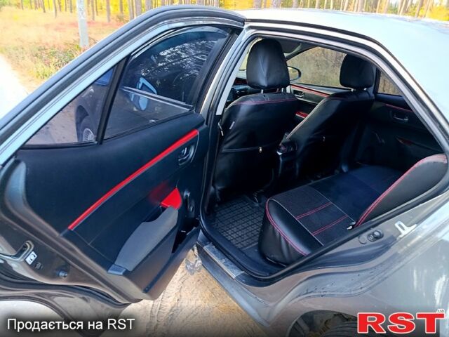 Серый Тойота Королла, объемом двигателя 1.3 л и пробегом 280 тыс. км за 8500 $, фото 5 на Automoto.ua