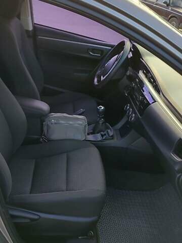 Серый Тойота Королла, объемом двигателя 1.33 л и пробегом 78 тыс. км за 10500 $, фото 9 на Automoto.ua