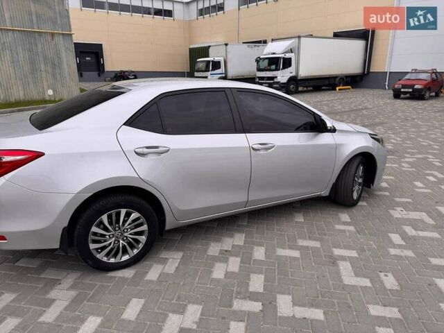 Серый Тойота Королла, объемом двигателя 1.33 л и пробегом 180 тыс. км за 9900 $, фото 5 на Automoto.ua