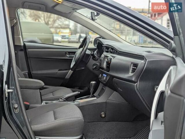 Серый Тойота Королла, объемом двигателя 1.6 л и пробегом 142 тыс. км за 12000 $, фото 12 на Automoto.ua