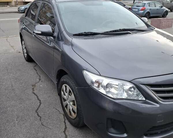 Серый Тойота Королла, объемом двигателя 1.3 л и пробегом 100 тыс. км за 8900 $, фото 1 на Automoto.ua