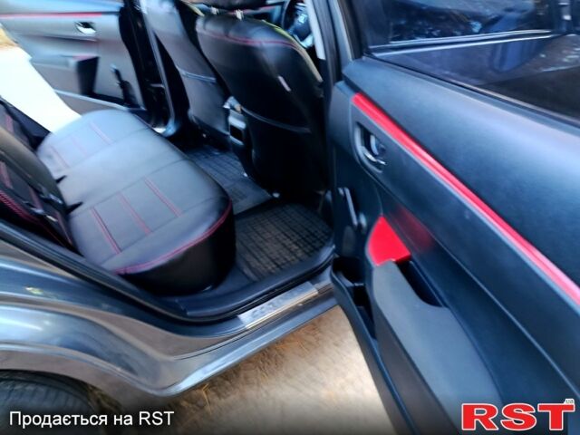 Серый Тойота Королла, объемом двигателя 1.3 л и пробегом 280 тыс. км за 8500 $, фото 6 на Automoto.ua