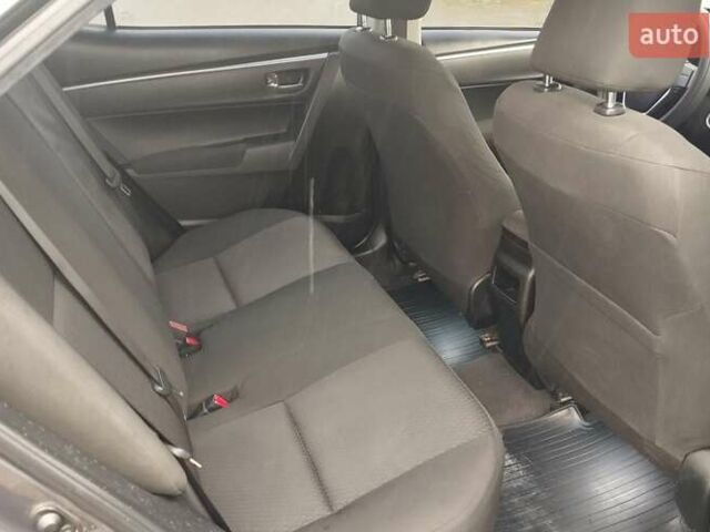 Сірий Тойота Королла, об'ємом двигуна 1.6 л та пробігом 260 тис. км за 7390 $, фото 22 на Automoto.ua