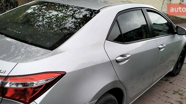 Серый Тойота Королла, объемом двигателя 1.3 л и пробегом 165 тыс. км за 9100 $, фото 6 на Automoto.ua