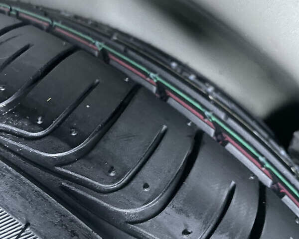 Сірий Тойота Королла, об'ємом двигуна 1.3 л та пробігом 43 тис. км за 12000 $, фото 11 на Automoto.ua