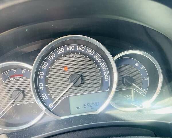 Серый Тойота Королла, объемом двигателя 1.6 л и пробегом 159 тыс. км за 10950 $, фото 10 на Automoto.ua